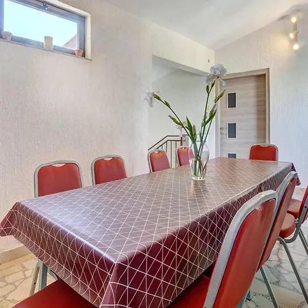 Kajfes A5 - One Bedroom With Terrace *