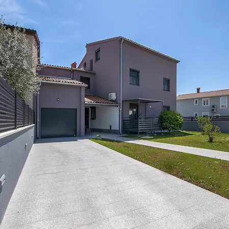 Kajfes A5 - One Bedroom With Terrace